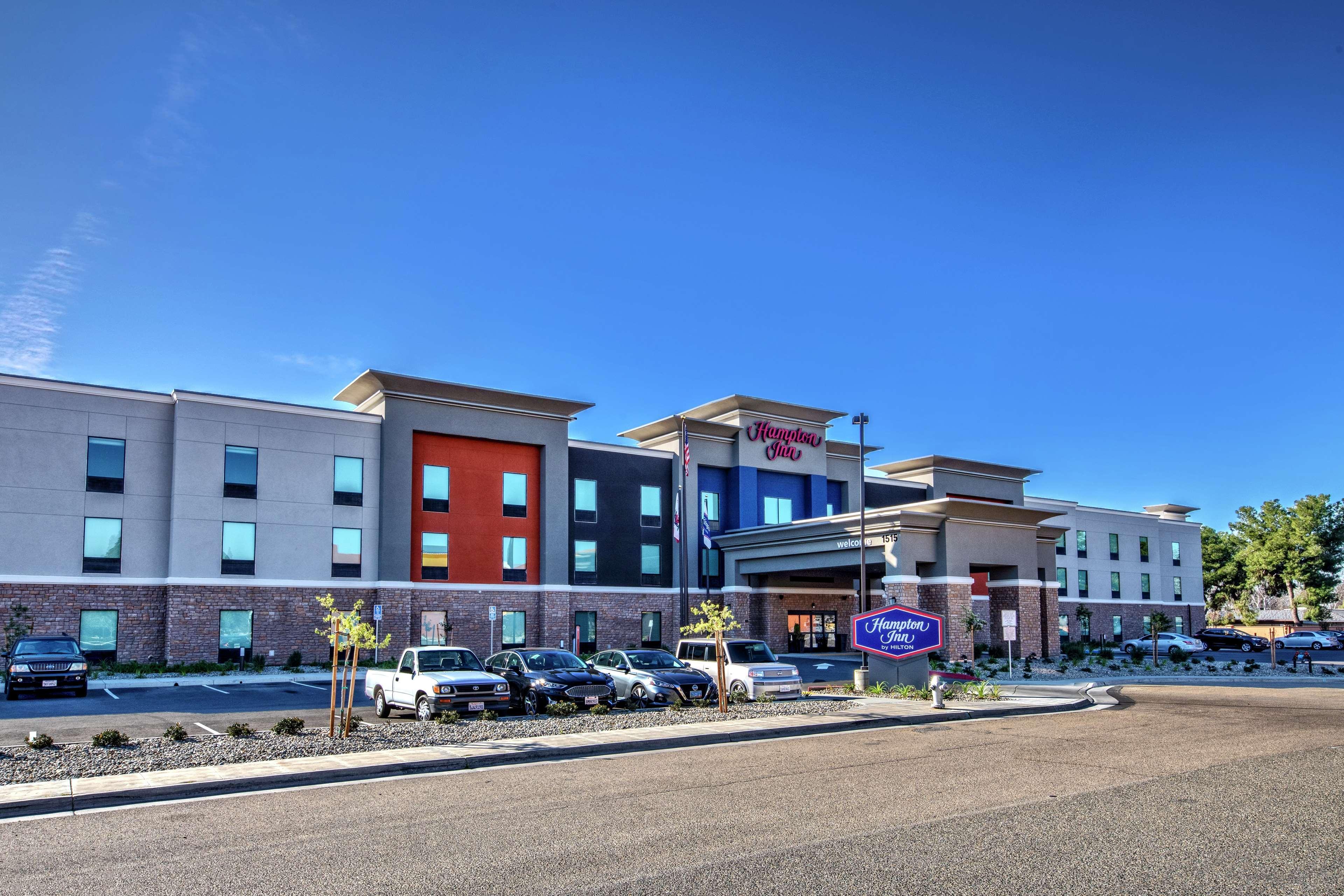 Hampton Inn Fresno Airport מראה חיצוני תמונה