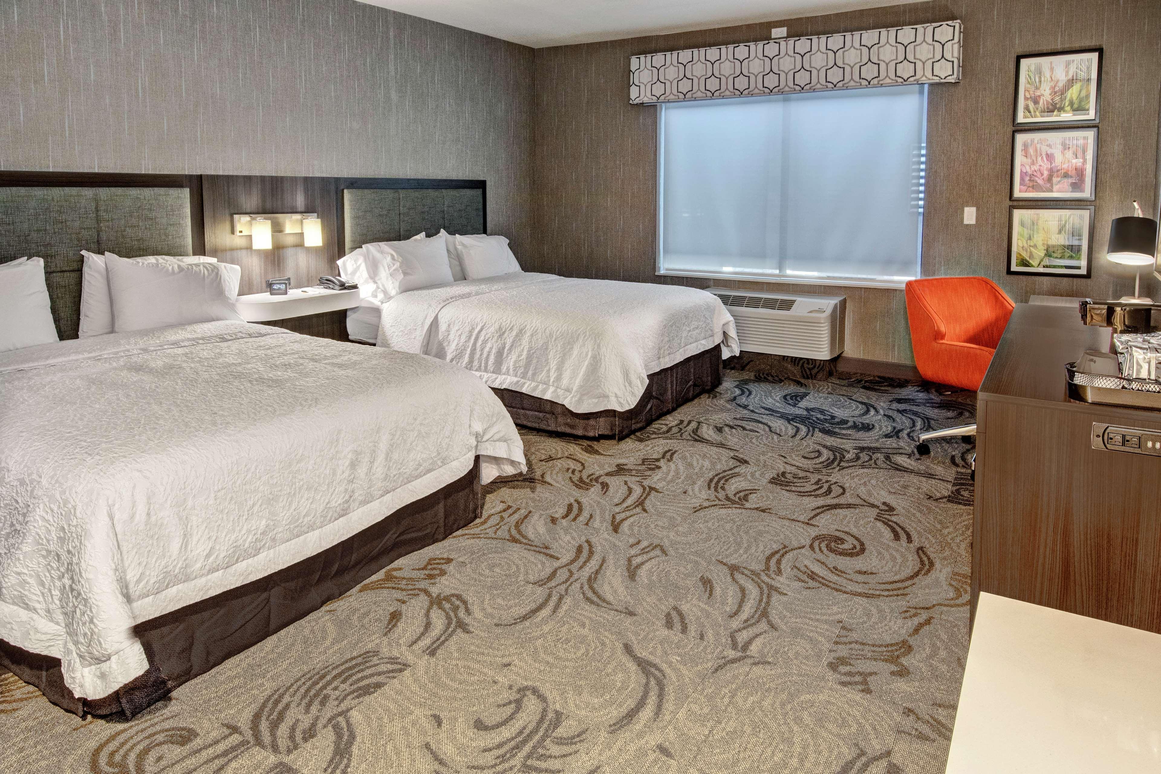 Hampton Inn Fresno Airport מראה חיצוני תמונה